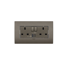 13A DOUBLE SOCKET W/ USB