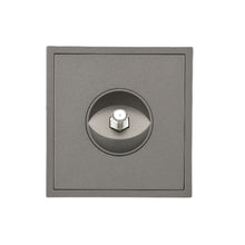 مفتاح القمر الصناعي باللون الرمادي