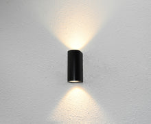 ضوء جداري مزدوج