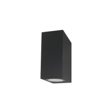 مصباح حائط طويل