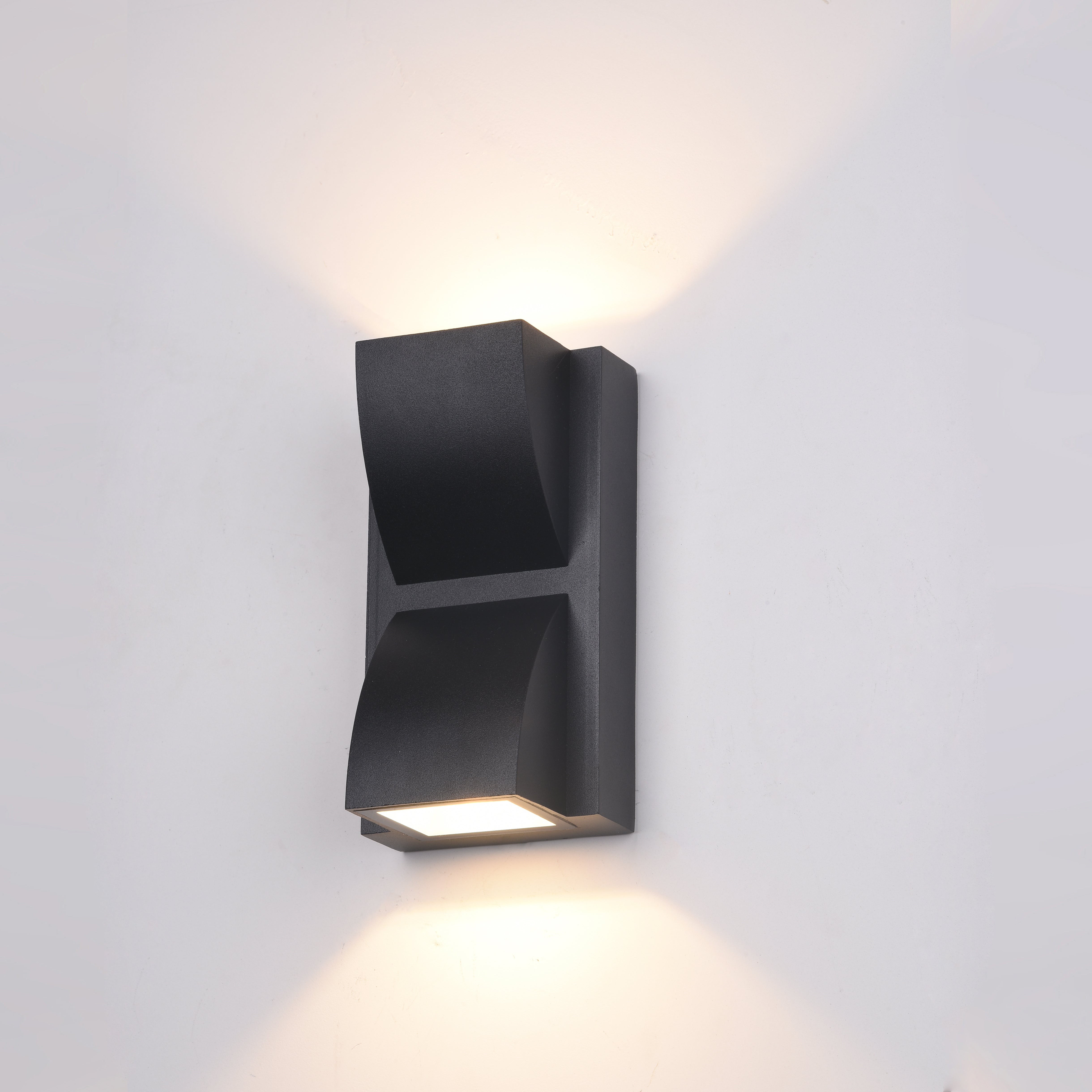 DOUBLE WALL LIGHT